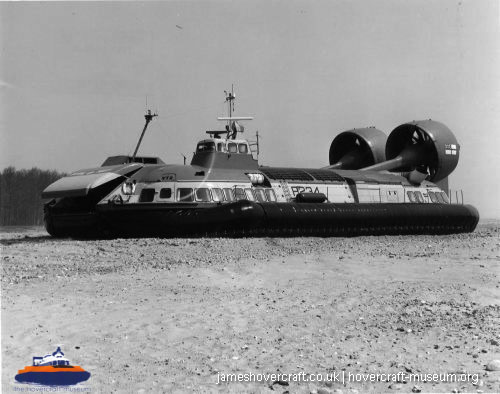 Vosper-Thornycroft VT2 in service -  (credit: The <a href='http://www.hovercraft-museum.org/' target='_blank'>Hovercraft Museum Trust</a>).